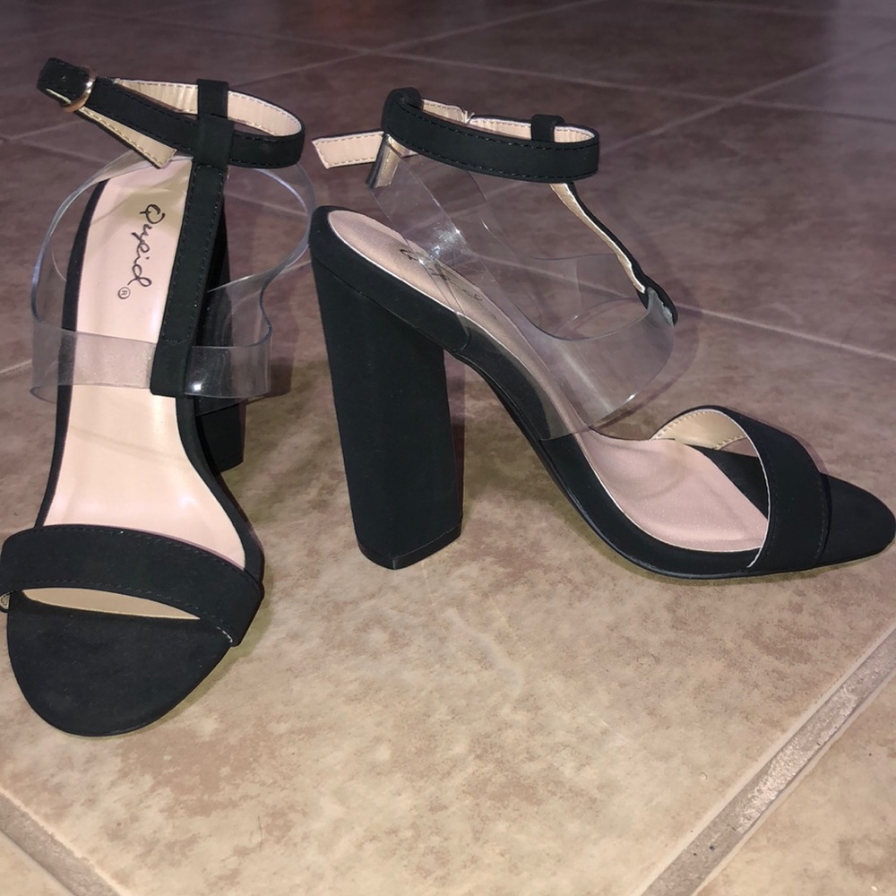 Qupid Black Chubby Heels